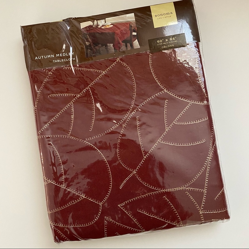 Fall Leaves Tablecloth 60 x 84” Oblong NWT